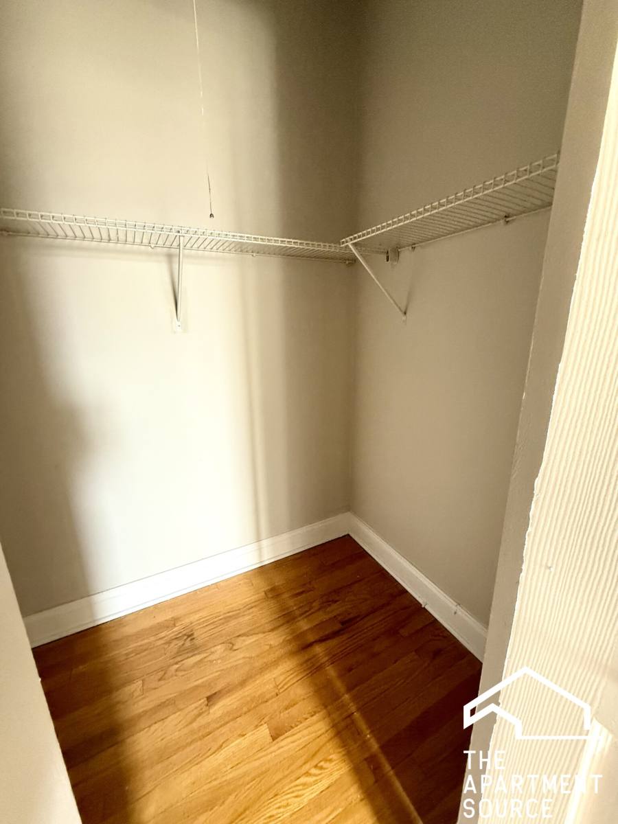 Apartment for rent at 2211 E 69th St #3, Chicago, IL 60649