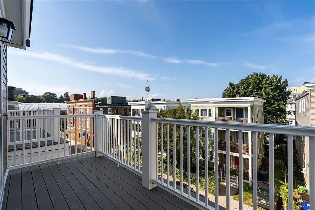 House for rent at 11 Woodlawn St #1, Jamaica Plain, MA 02130