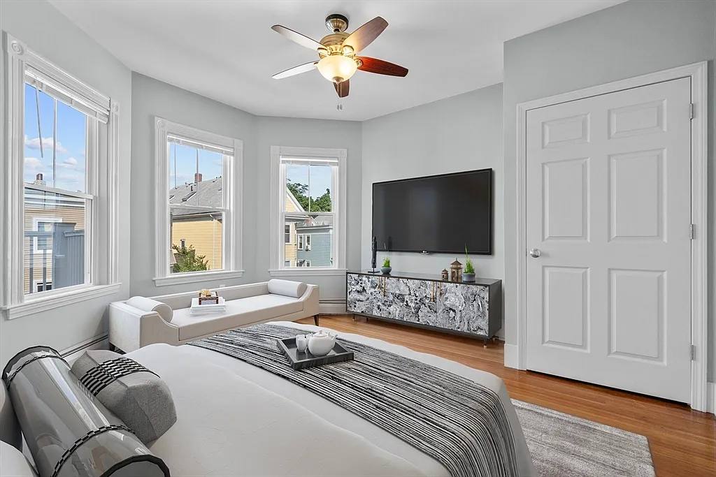 House for rent at 11 Woodlawn St #1, Jamaica Plain, MA 02130