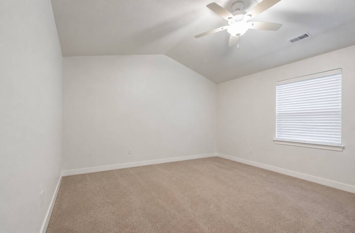 Townhouse for rent at 221 W Whitewater Dr, Vineyard, UT 84059
