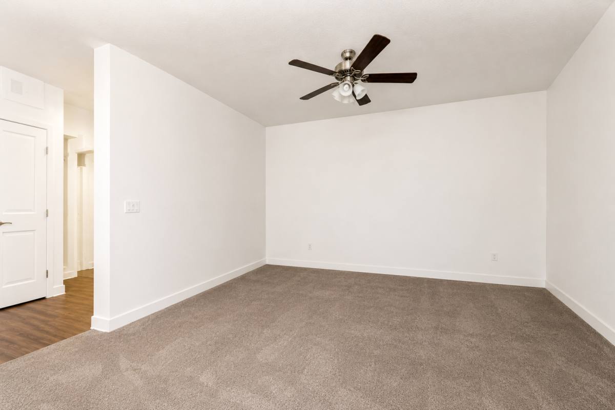 Townhouse for rent at 221 W Whitewater Dr, Vineyard, UT 84059