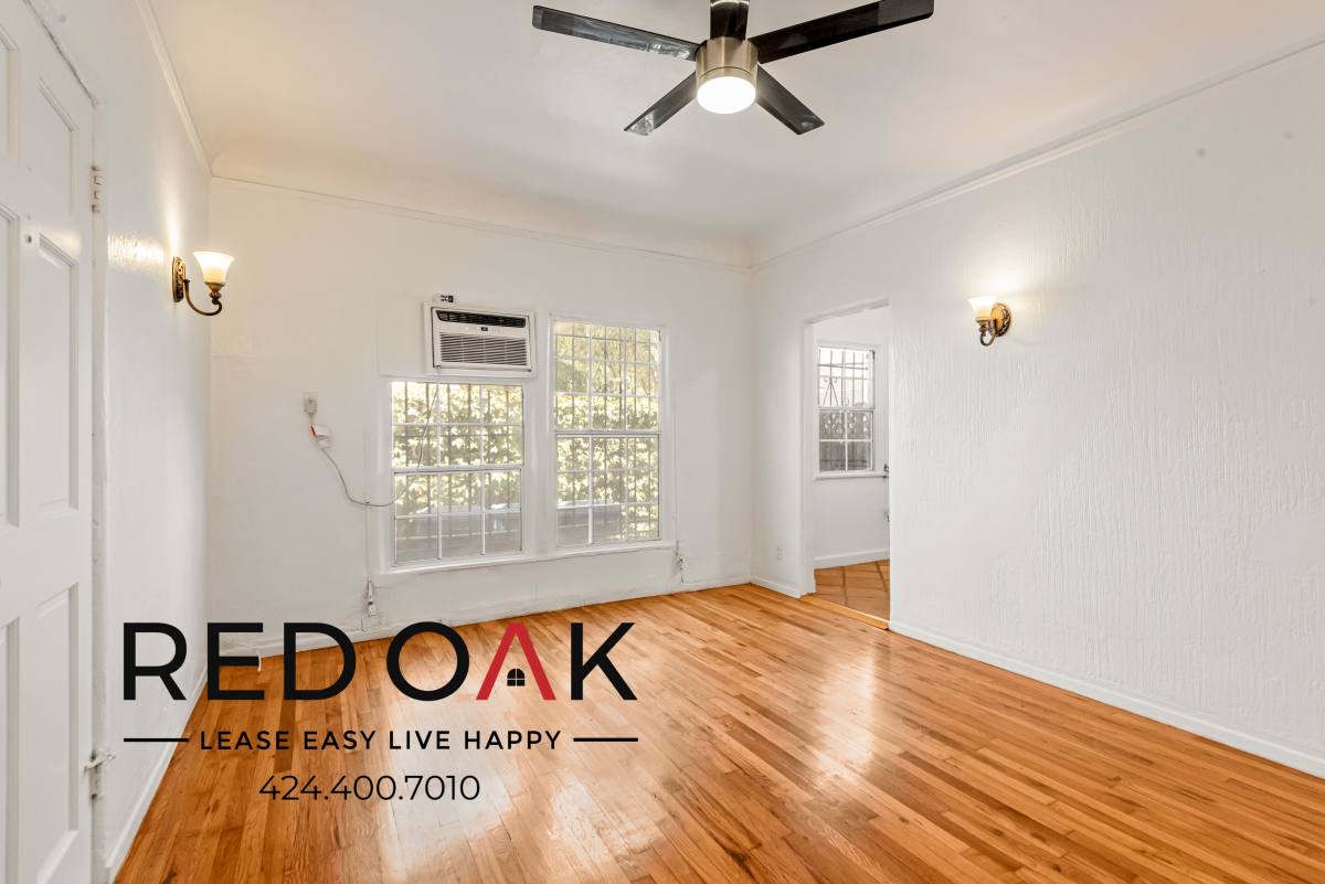 Condo for rent at 660 S Cochran Ave #107, Los Angeles, CA 90036