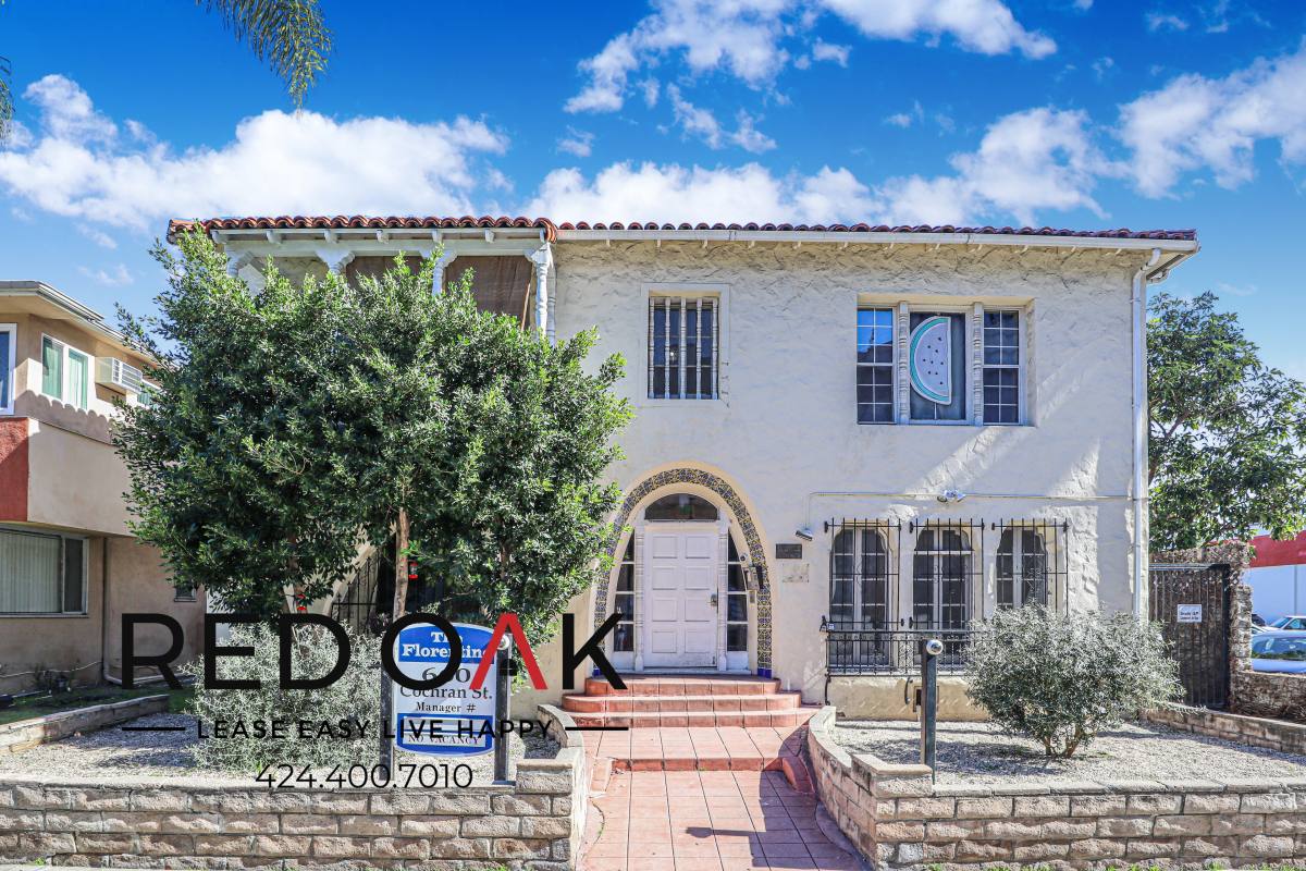 Condo for rent at 660 S Cochran Ave #107, Los Angeles, CA 90036