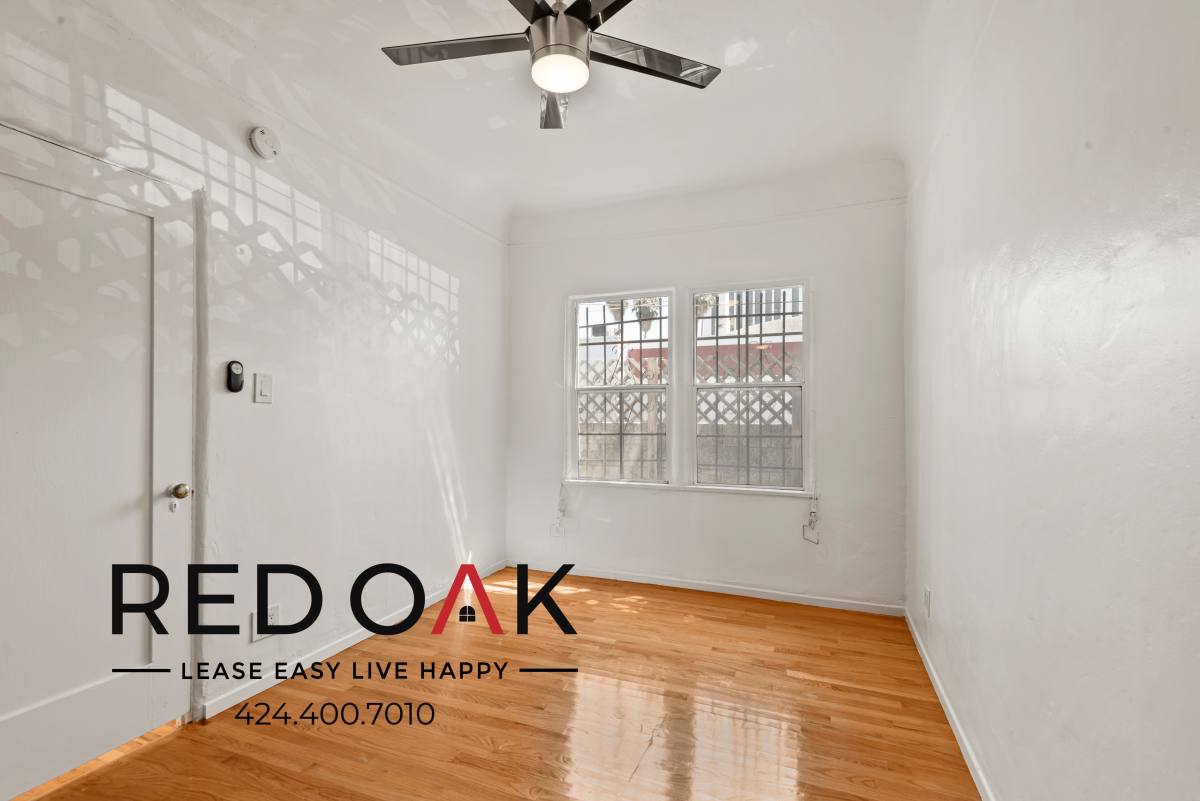 Condo for rent at 660 S Cochran Ave #107, Los Angeles, CA 90036