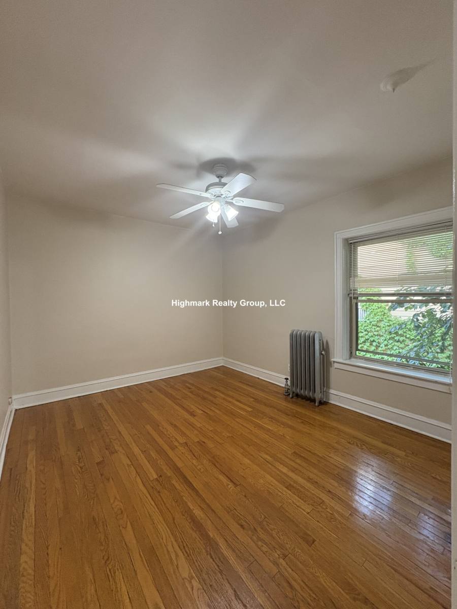Apartment for rent at 828 Reba Place #S3, Evanston, IL 60202
