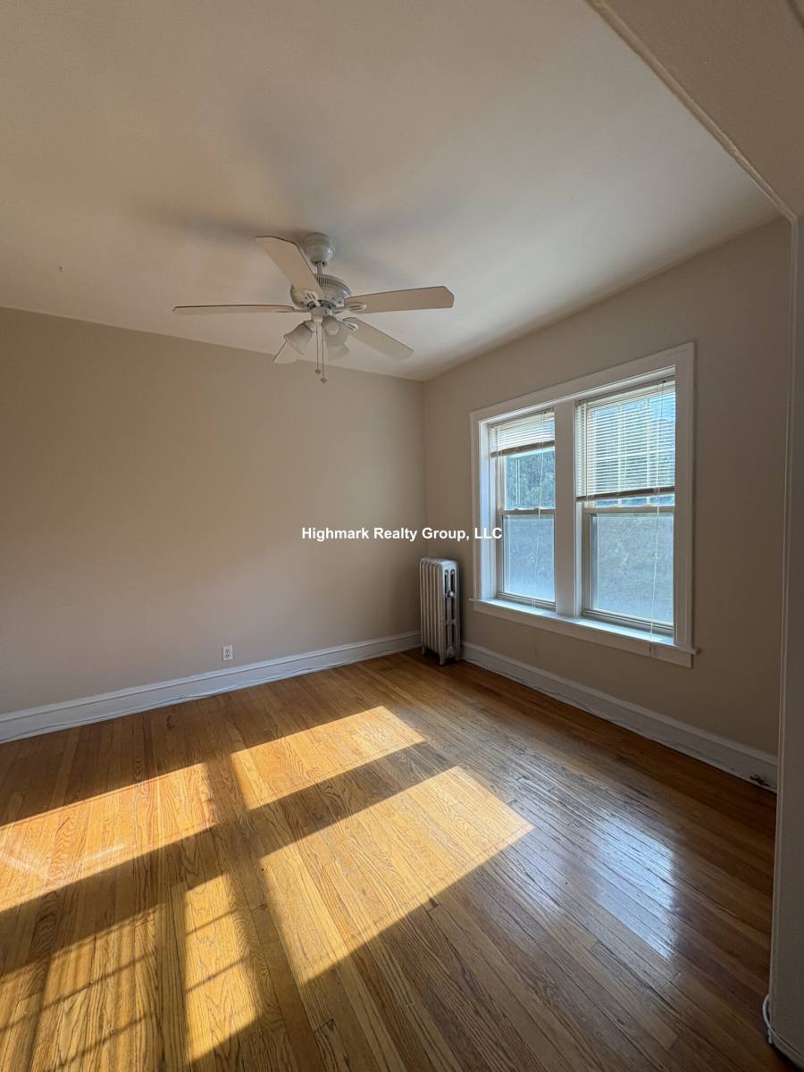 Apartment for rent at 828 Reba Place #S3, Evanston, IL 60202