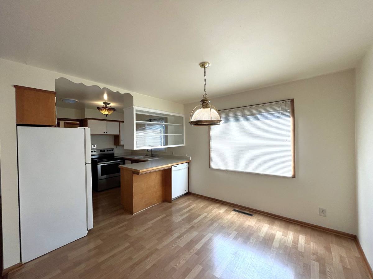 House for rent at 2310 Walnut St, Bellingham, WA 98225