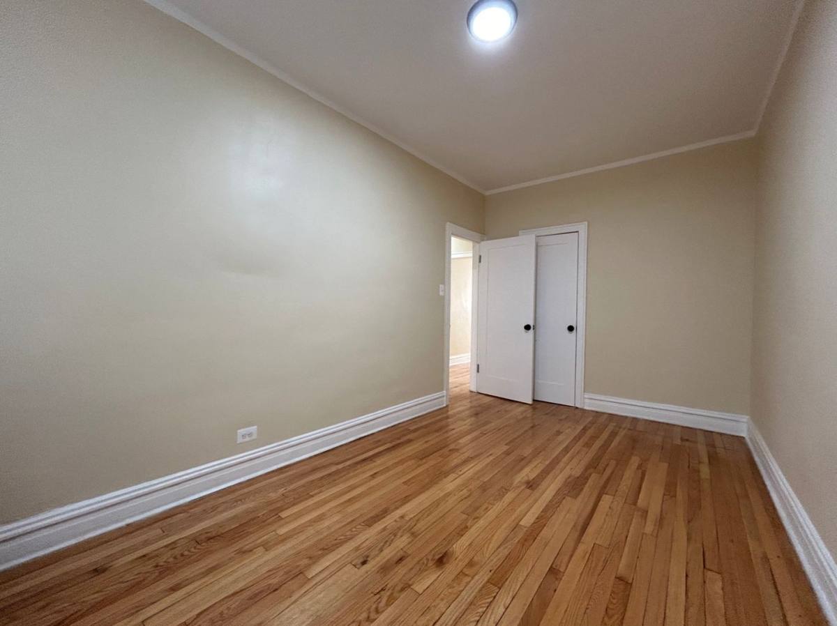 Apartment for rent at 4055 W School St #3N, Chicago, IL 60641