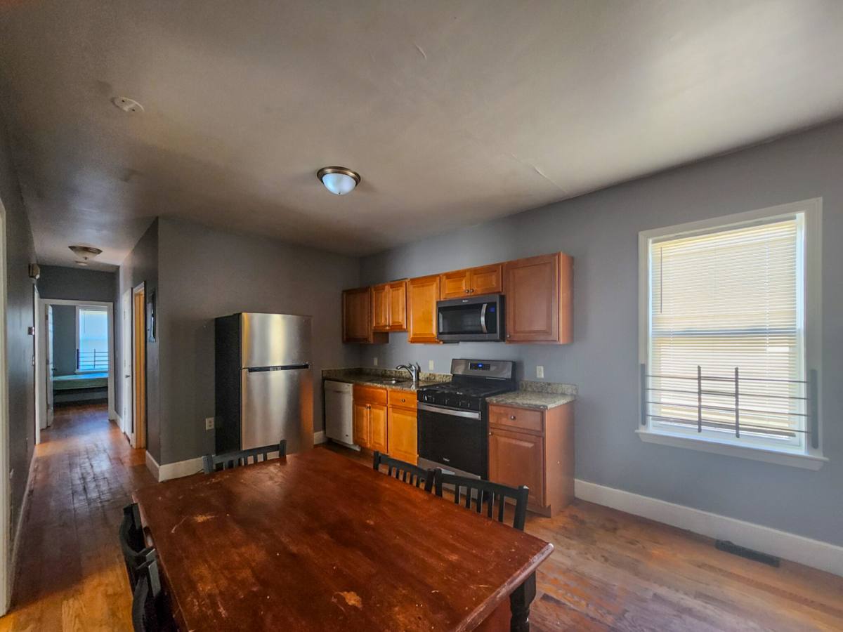 Apartment for rent at 12 Fox St #3, Dorchester, MA 02122