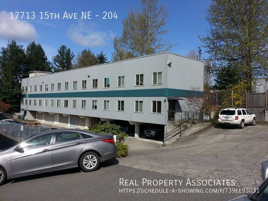 Apartment for rent at 17713 15th Ave NE #204, Seattle, WA 98155