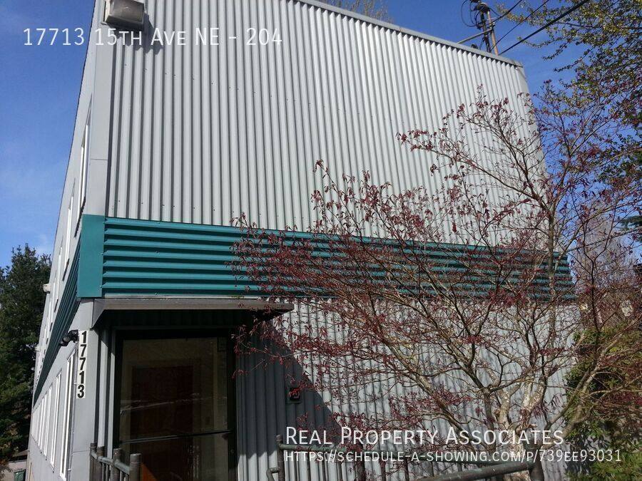 Apartment for rent at 17713 15th Ave NE #204, Seattle, WA 98155