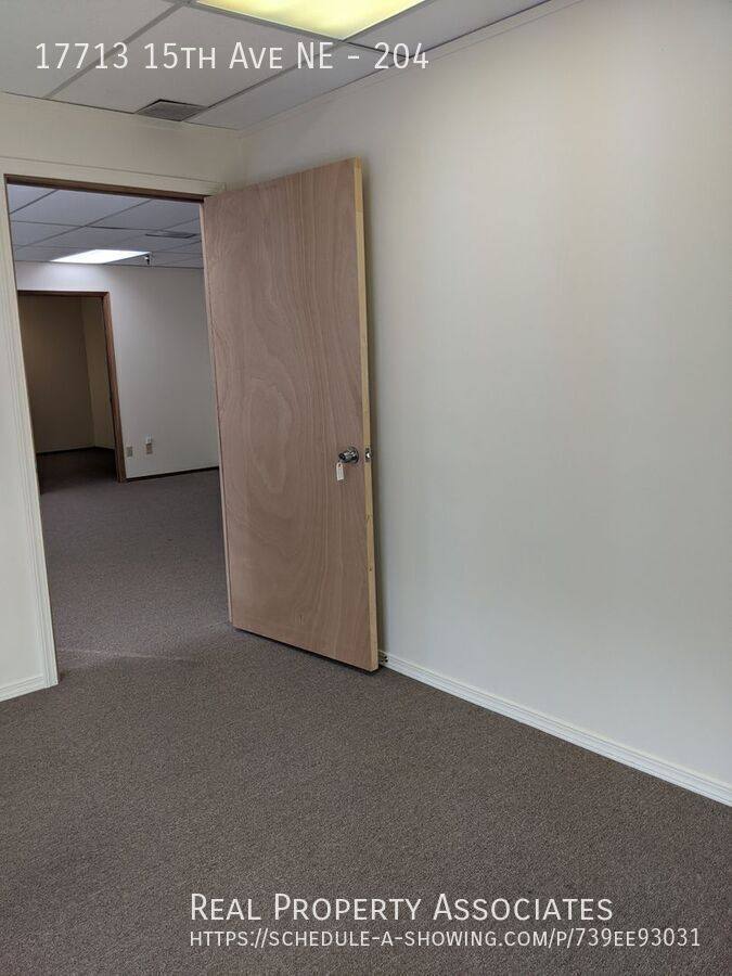 Apartment for rent at 17713 15th Ave NE #204, Seattle, WA 98155