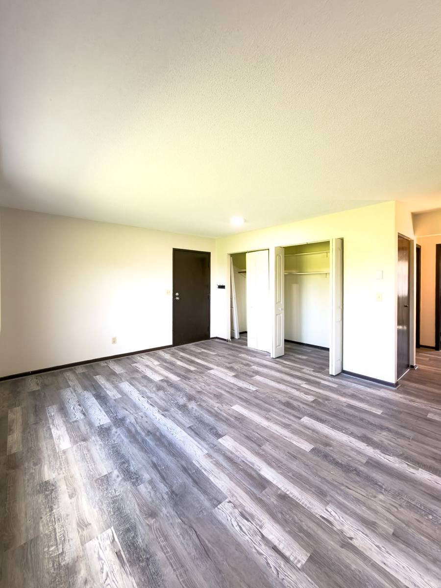 Apartment for rent at 365 Baldwin Ave NW, Elk River, MN 55330