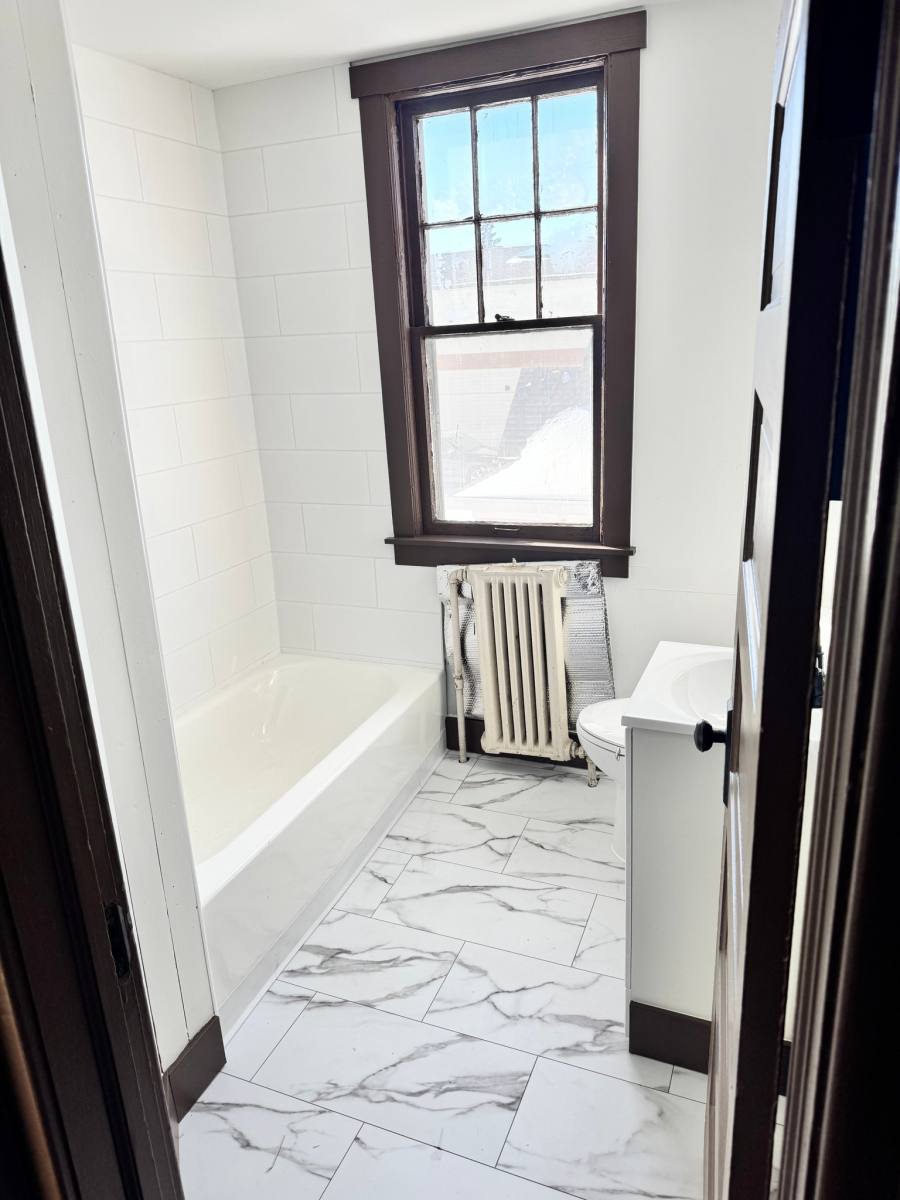 Apartment for rent at 1021 Charles Ave #2, Saint Paul, MN 55104