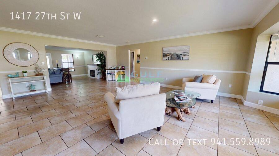 House for rent at 1417 27th St W, Bradenton, FL 34205