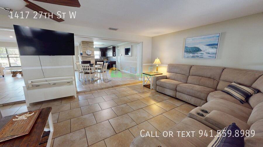 House for rent at 1417 27th St W, Bradenton, FL 34205