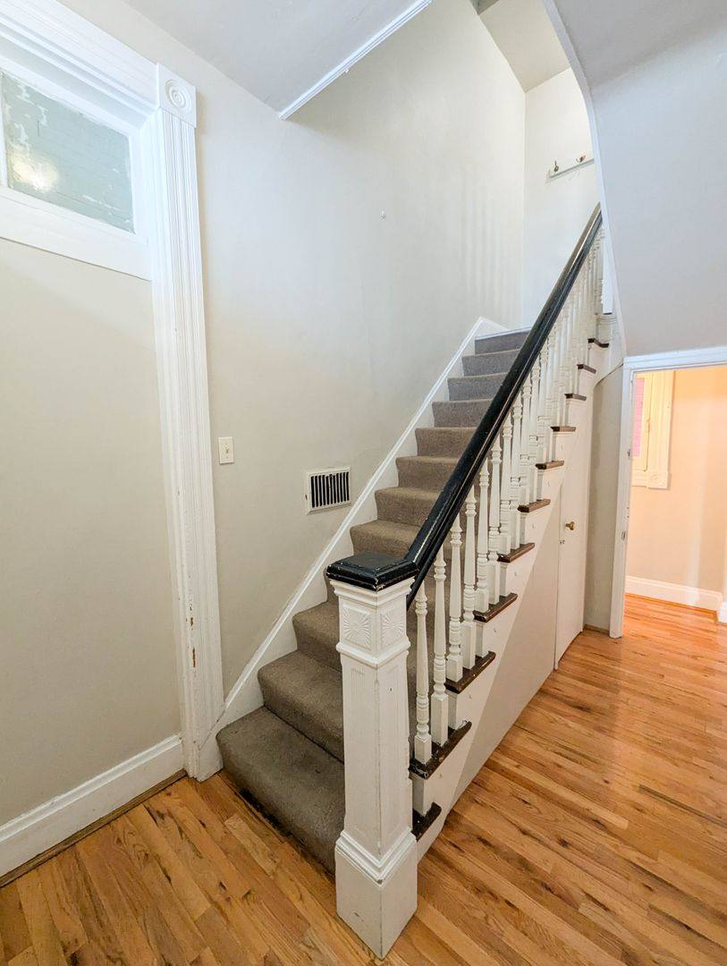 Apartment for rent at 2322 Stratford Ave, Cincinnati, OH 45219