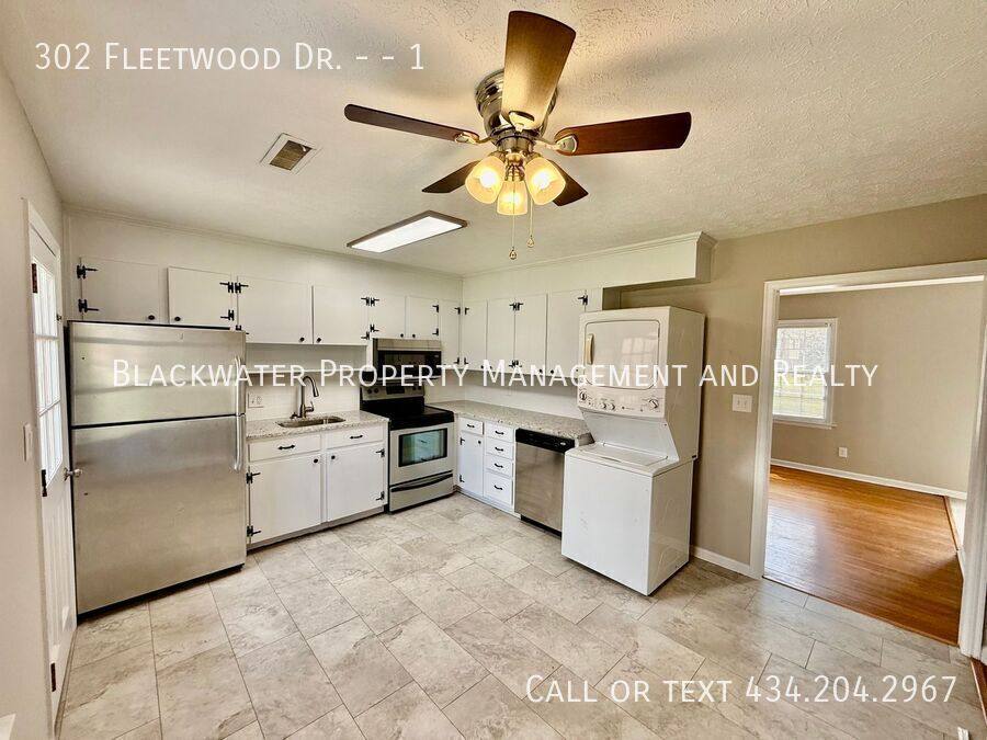 Apartment for rent at 302 Fleetwood Dr #1, Lynchburg, VA 24501
