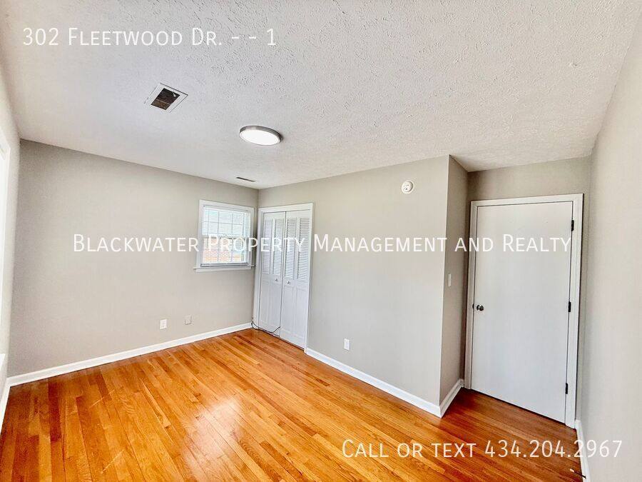 Apartment for rent at 302 Fleetwood Dr #1, Lynchburg, VA 24501