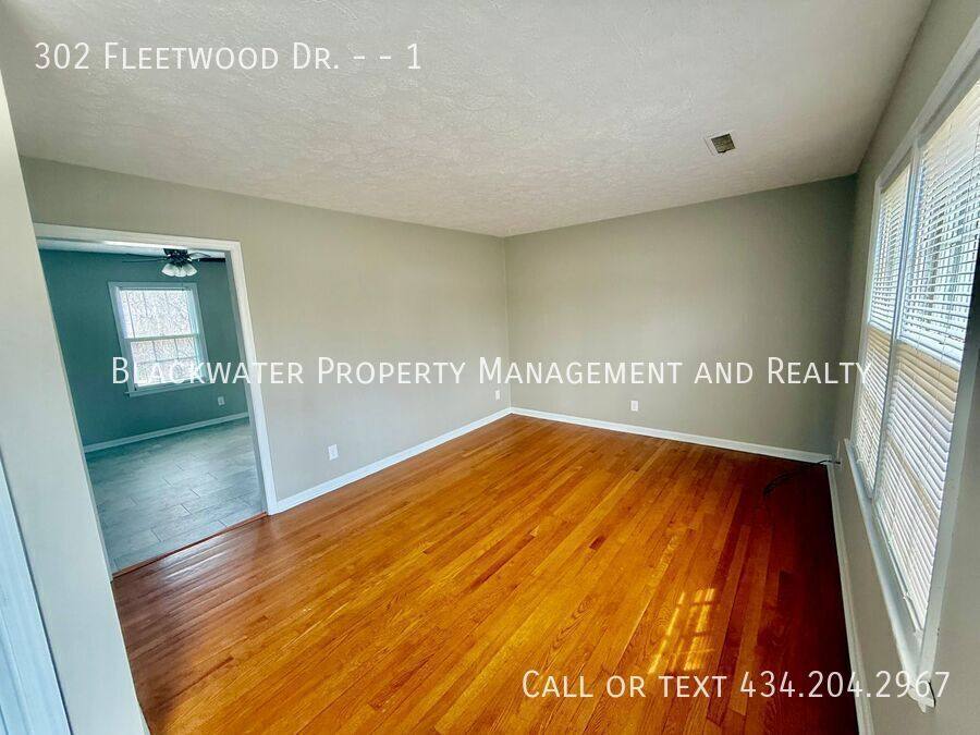 Apartment for rent at 302 Fleetwood Dr #1, Lynchburg, VA 24501