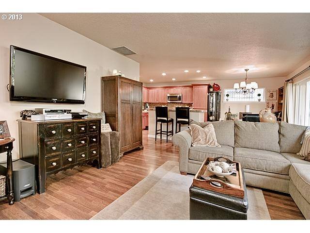 House for rent at 764 NE 61 St Ave, Hillsboro, OR 97124
