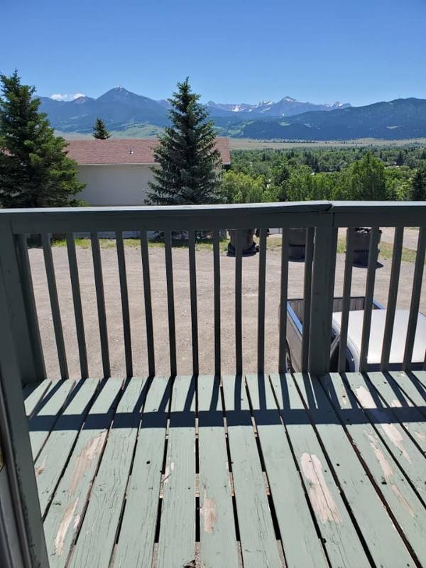Apartment for rent at 616 N 5th St, Livingston, MT 59047
