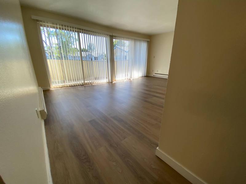 Apartment for rent at 13218 Ambaum Blvd SW, Seattle, WA 98146