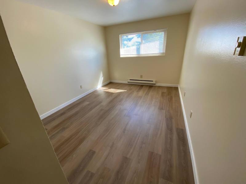 Apartment for rent at 13218 Ambaum Blvd SW, Seattle, WA 98146