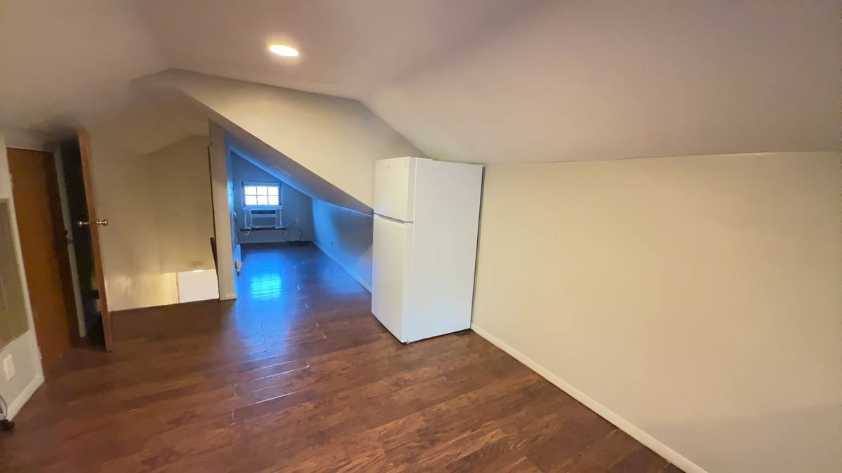 Apartment for rent at 1413 W University, Muncie, IN 47303