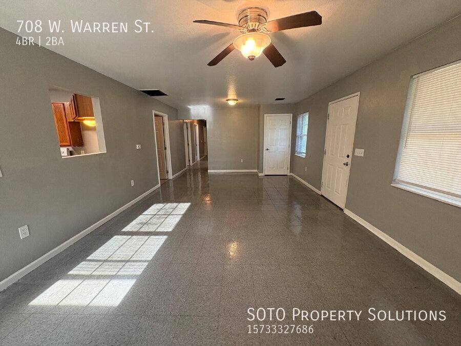 Apartment for rent at 708 W Warren St, Charleston, MO 63834