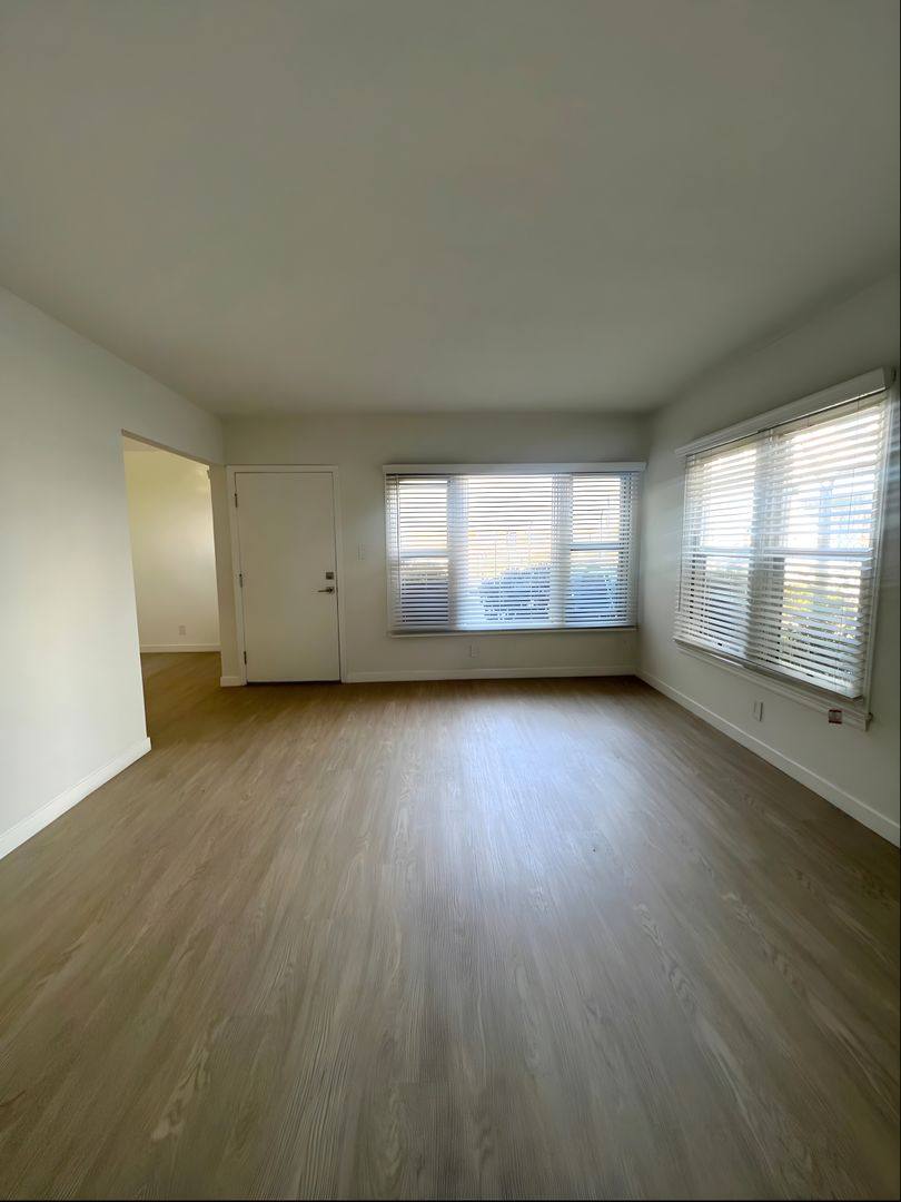 Apartment for rent at 5760 Morley St, Los Angeles, CA 90045