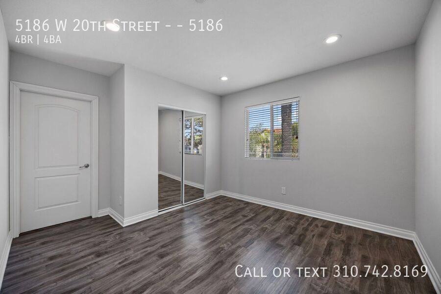 Townhouse for rent at 5186 W 20th St, Los Angeles, CA 90016