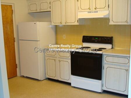 Apartment for rent at 163 Lexington St #28, Auburndale, MA 02466