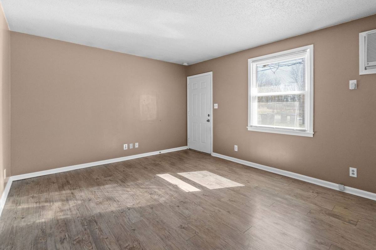 Apartment for rent at 1908 Batts Lane, Clarksville, TN 37042