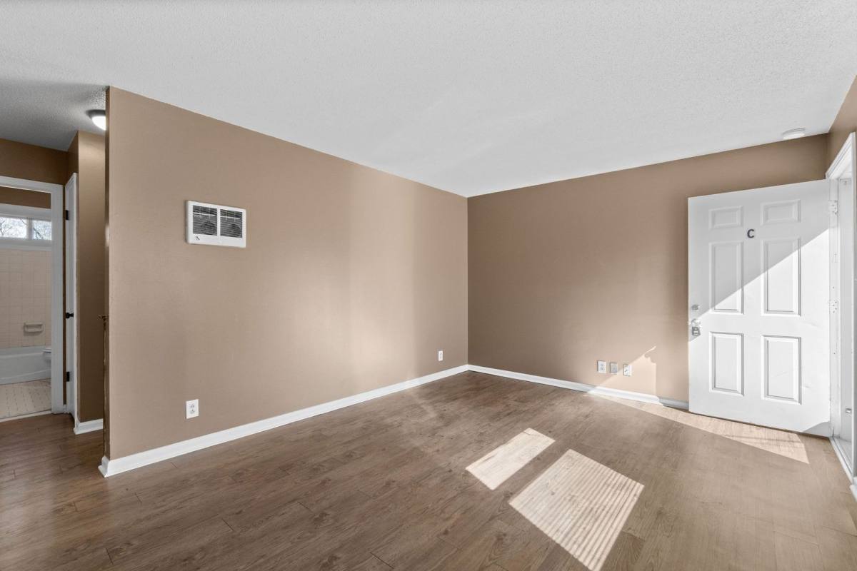 Apartment for rent at 1908 Batts Lane, Clarksville, TN 37042