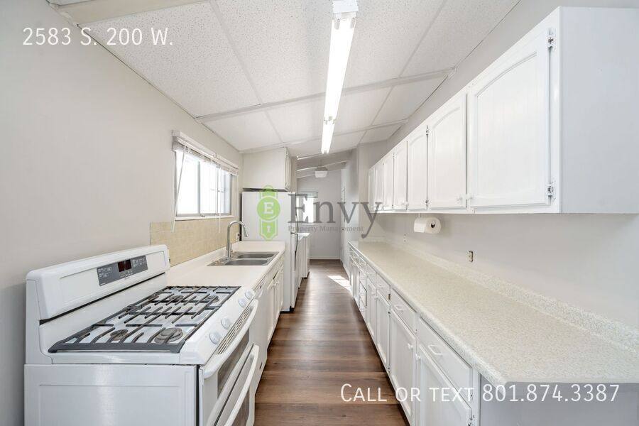 House for rent at 2583 S 200 W, Bountiful, UT 84010