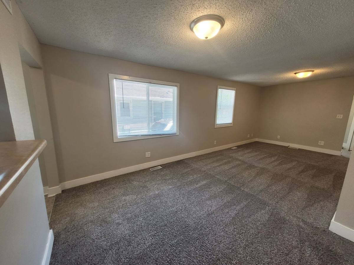 House for rent at 2026 Des Moines St, Des Moines, IA 50317