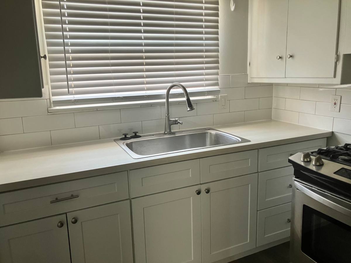 House for rent at 728 S Eastern Ave, Los Angeles, CA 90022