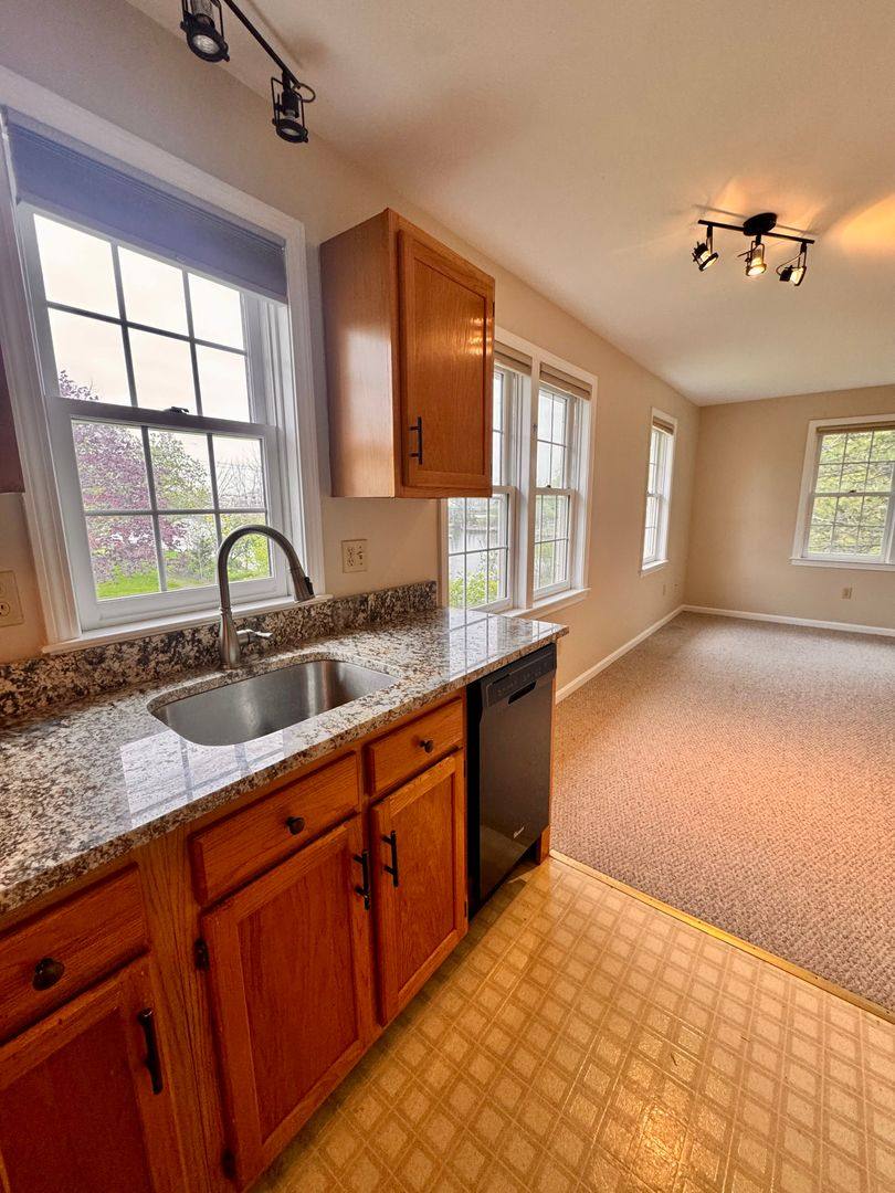 Apartment for rent at 235 Maplewood Ave #6, Portsmouth, NH 03801