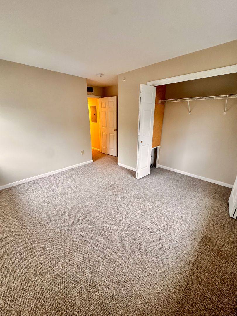 Apartment for rent at 235 Maplewood Ave #6, Portsmouth, NH 03801