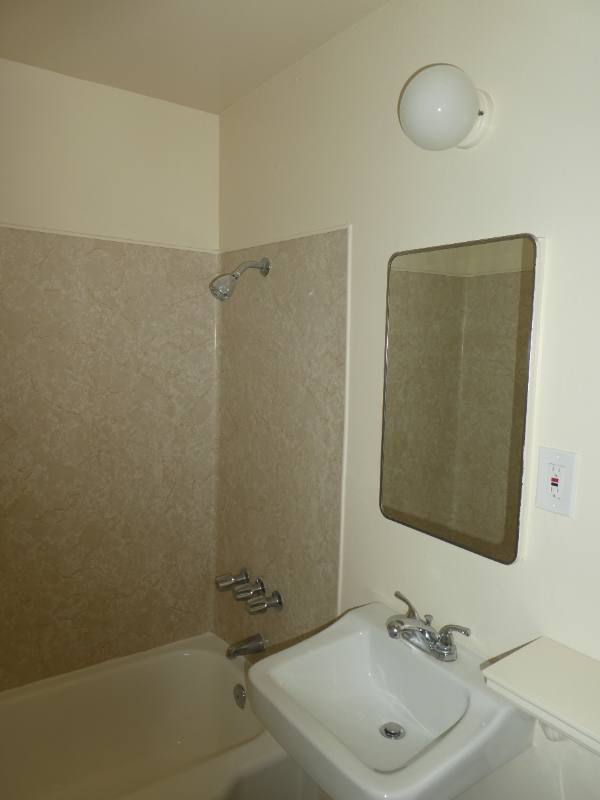 Apartment for rent at 6222 Hazeltine Ave, Van Nuys, CA 91401