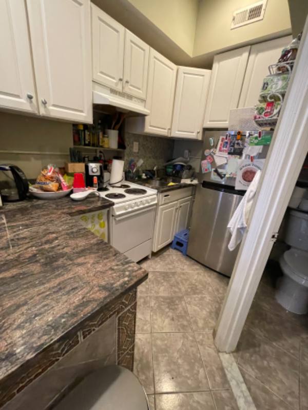 Apartment for rent at 1425 Allison St #C, Washington, DC 20011