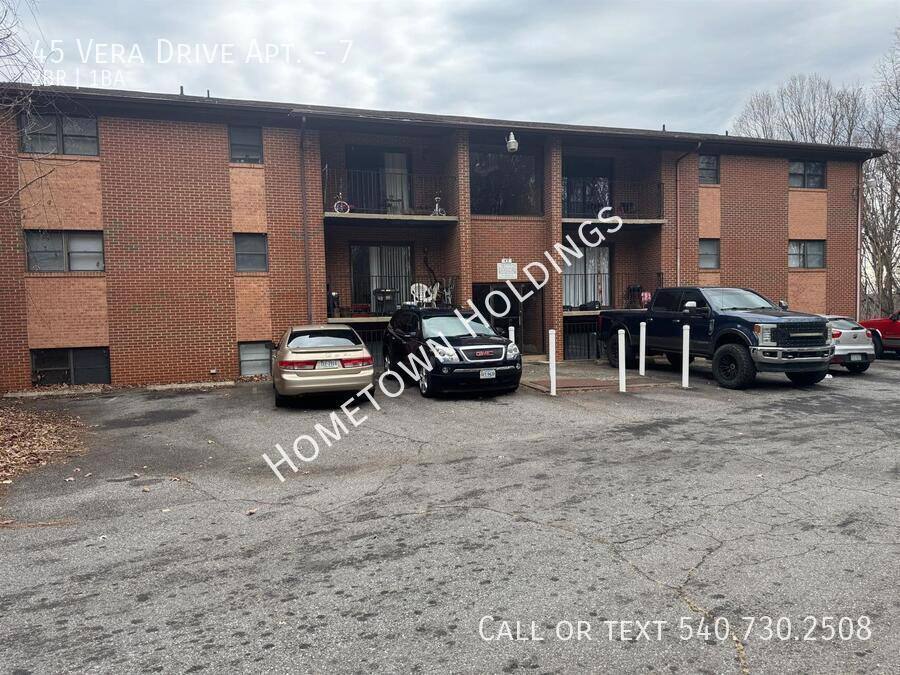 Apartment for rent at 45 Vera Dr #7, Collinsville, VA 24078