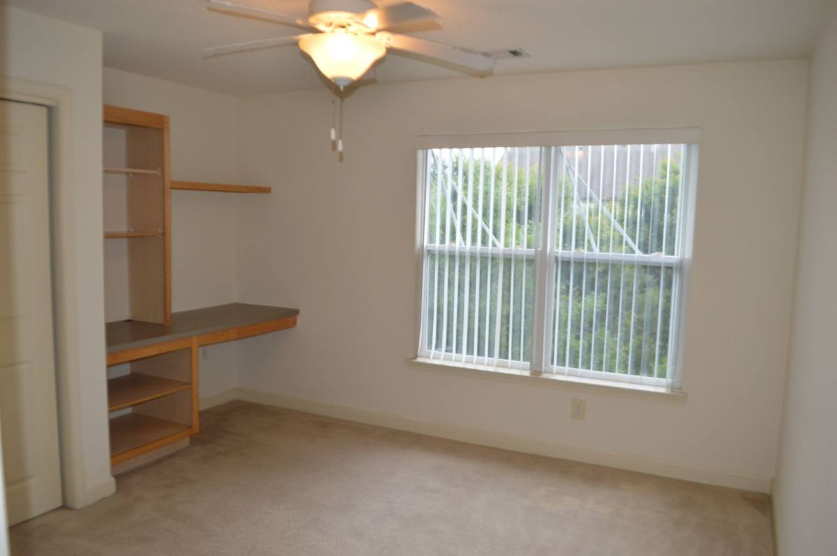 Condo for rent at 833 Harts Cove Way, Seneca, SC 29678