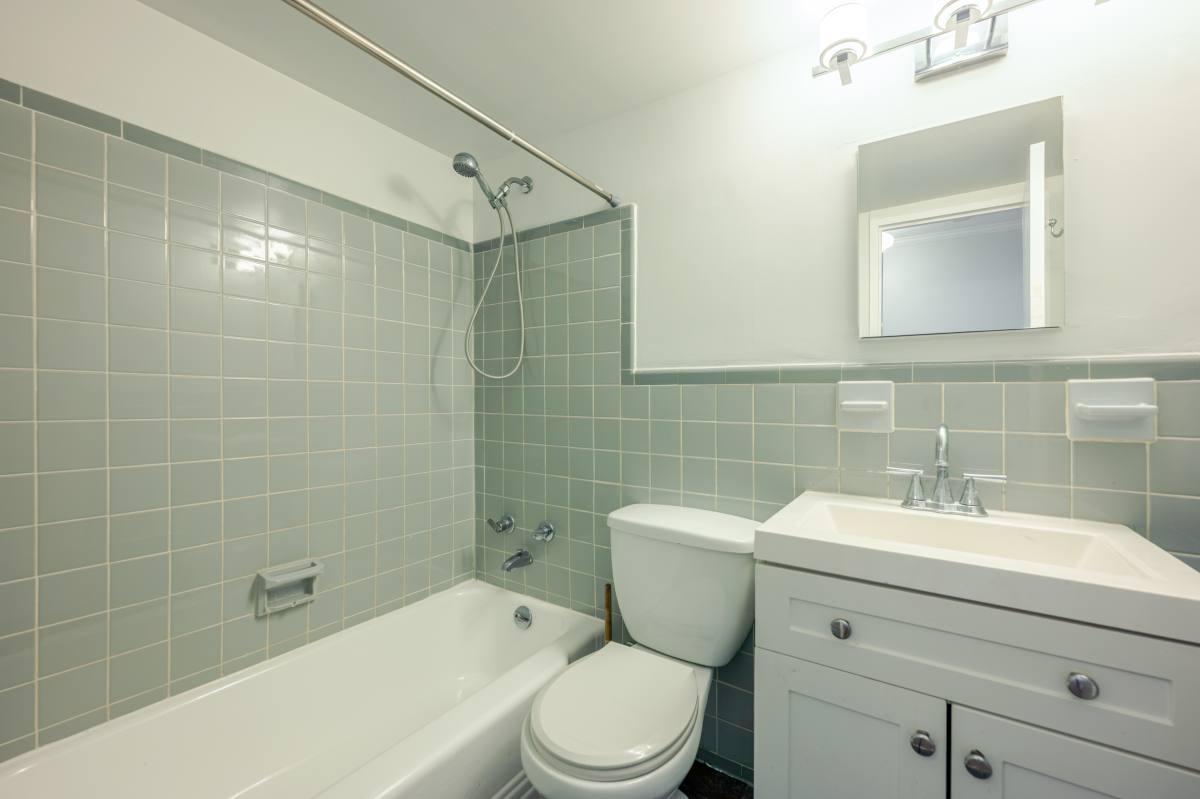 Condo for rent at 4600 Connecticut Ave NW #703, Washington, DC 20008
