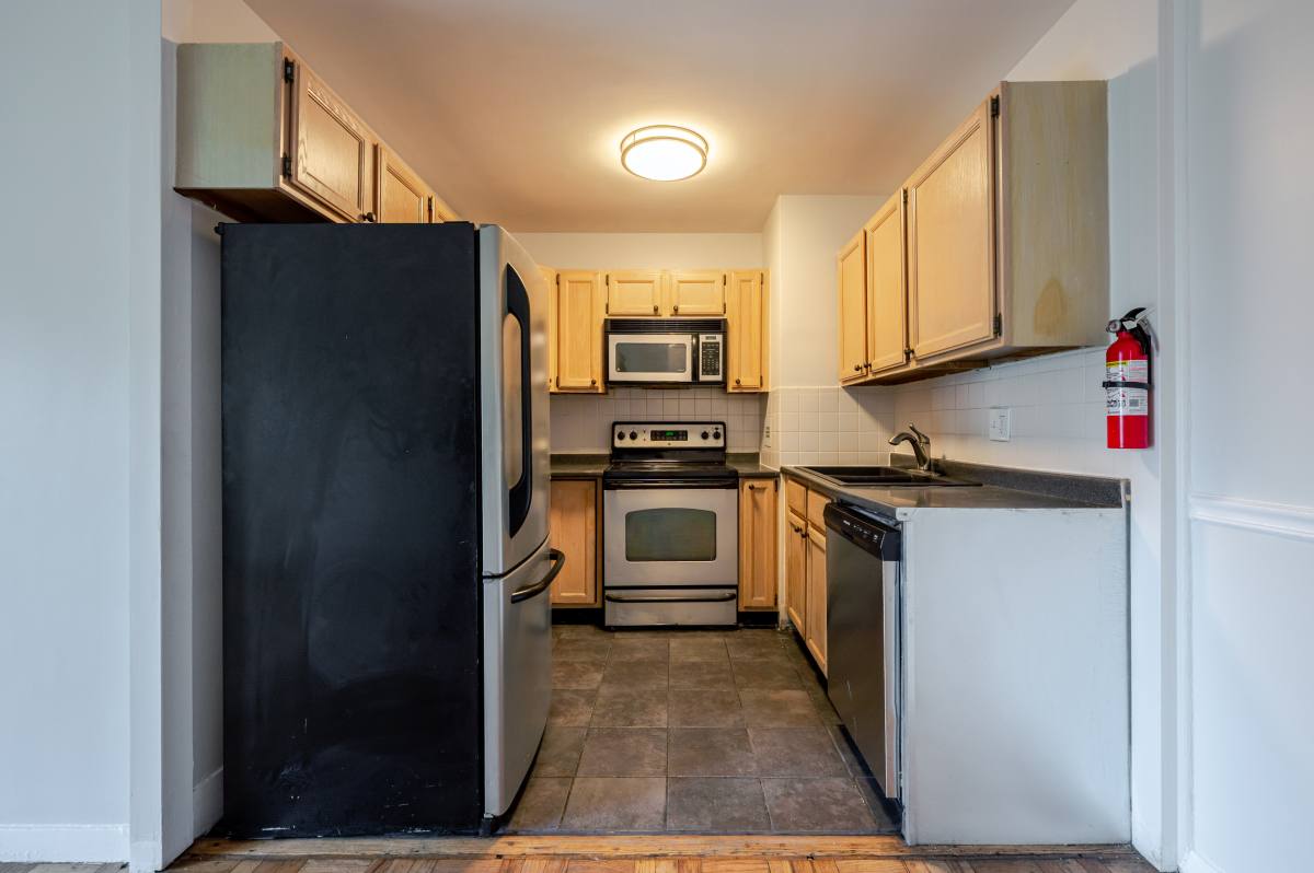 Condo for rent at 4600 Connecticut Ave NW #703, Washington, DC 20008