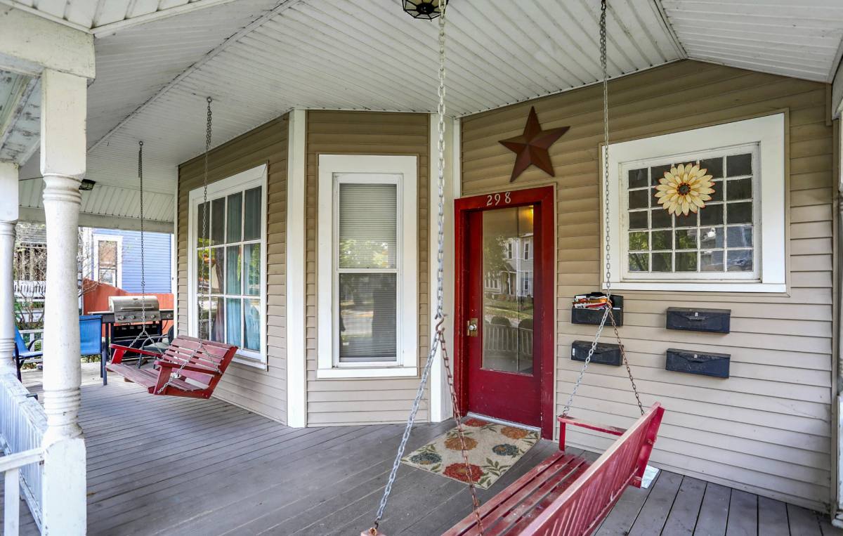 Apartment for rent at 298 N Water St, Franklin, IN 46131