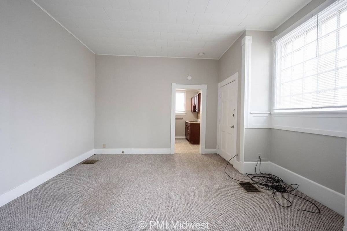 Apartment for rent at 298 N Water St, Franklin, IN 46131