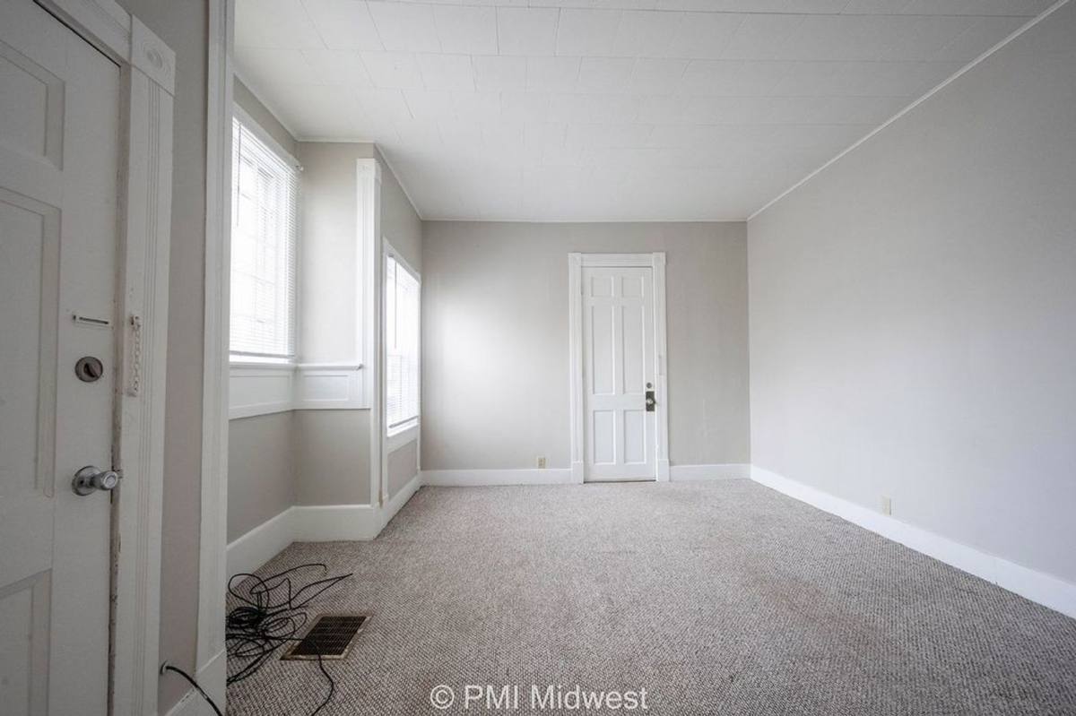 Apartment for rent at 298 N Water St, Franklin, IN 46131