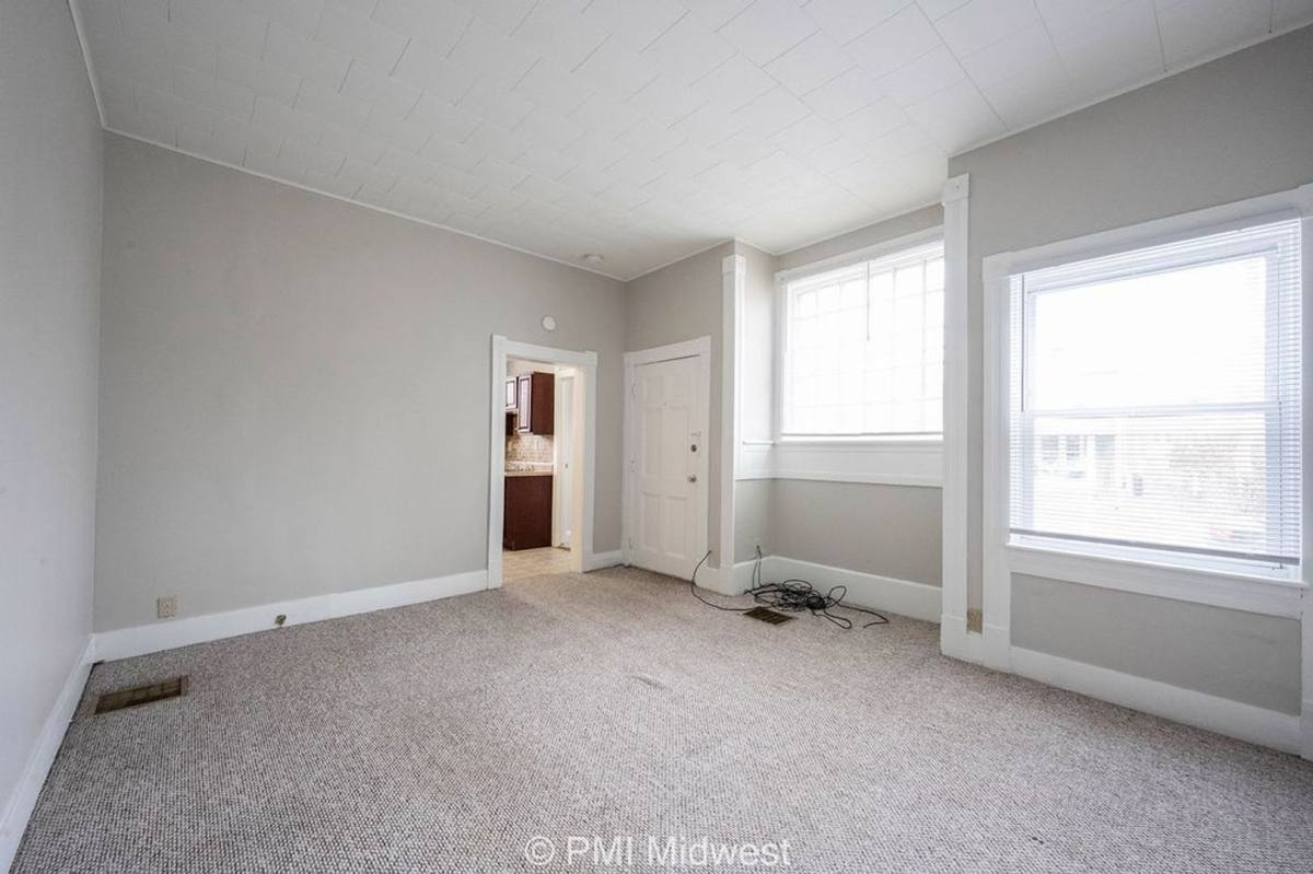 Apartment for rent at 298 N Water St, Franklin, IN 46131